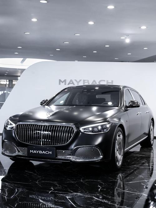 佛山南海区天泽世企业管理咨询岚图汽车的售后服务让用户无忧出行，迈巴赫未来的豪华车趋势